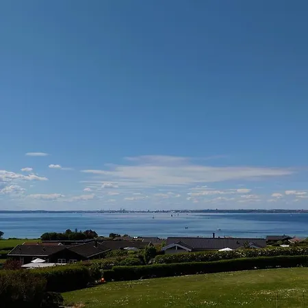 Not Availabel - Holiday Home With Fantastic Panoramic Views At Skodshoved, 8420 Knebel - Near Mols Bjerge National Park And The Great Attractions Of Djursland בית נופש